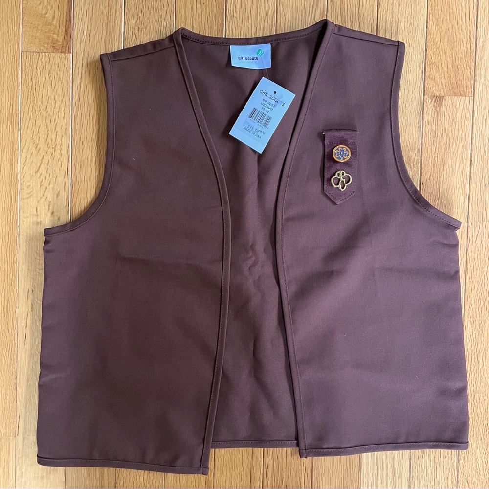 Brownie Girl Scout Vest with Pin Tab Sz Medium